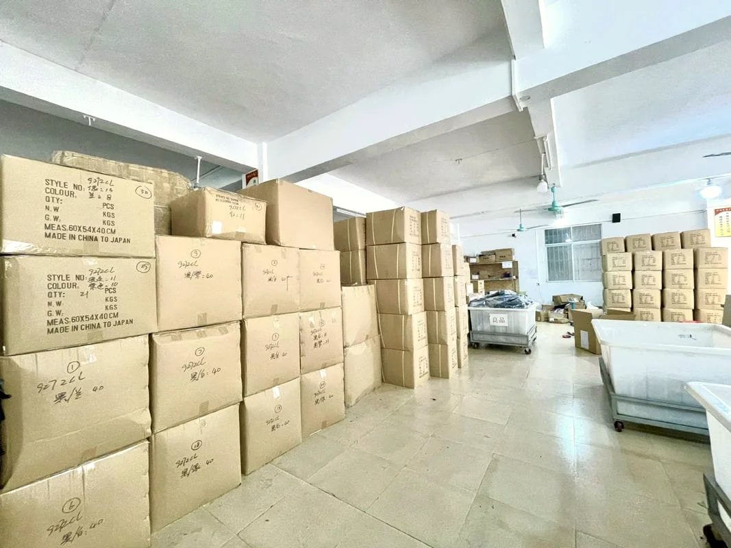 Shipment planning at the Feima bag factory, Jinhua China