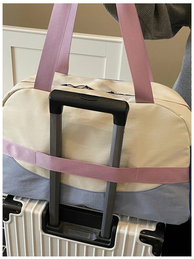 Colour-Block Sports Duffel with a Shoe End Pocket FS-031 by Feima Bag